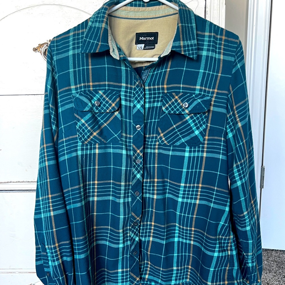 Womens Marmot Flannel shirt size Large